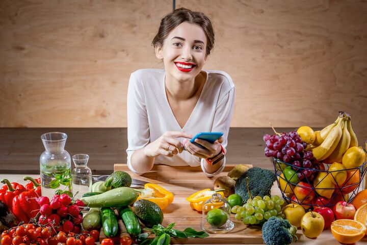 روزی چند کالری باید بخورم؟