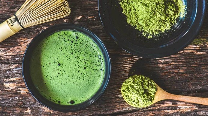 آیا ماچا برای شما خوب است و چگونه می توانید از آن استفاده کنید؟