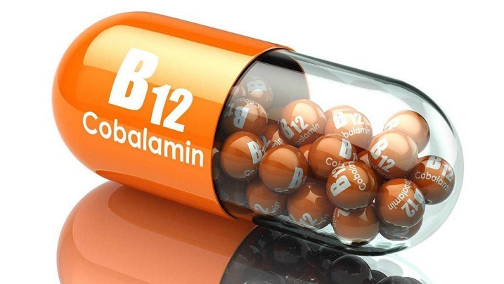 کمبود ویتامین B12 چیست؟